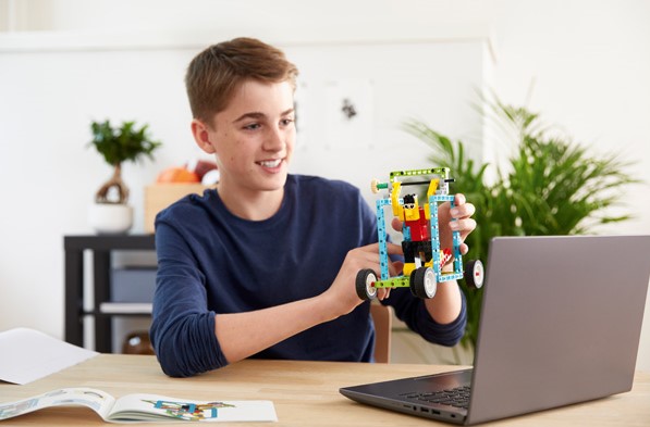 hybrydowe nauczanie z zestawem LEGO® Education BricQ Motion